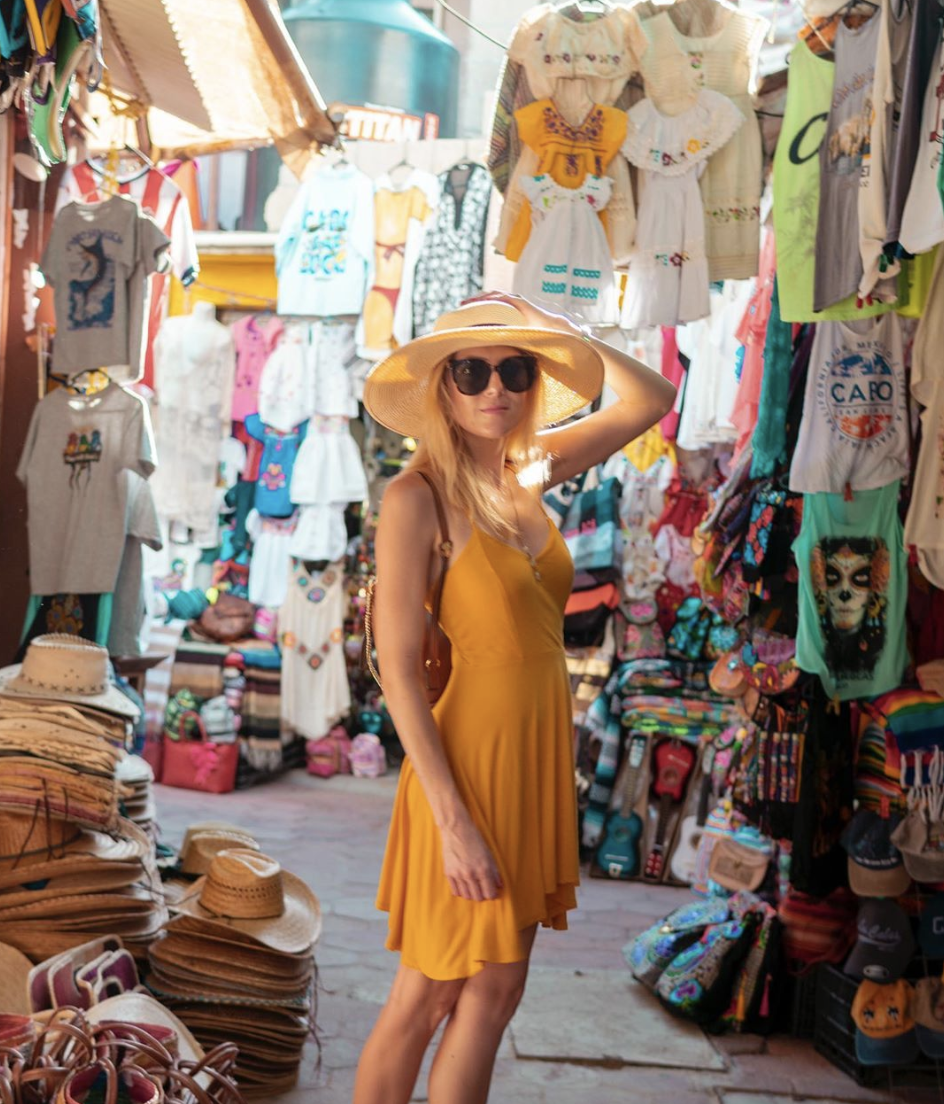 girl in mexico market